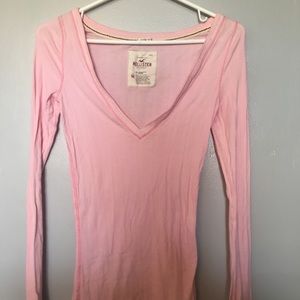 Hollister v neck